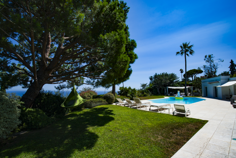 filming location on the breathtaking French Riviera coastline in FRANCE