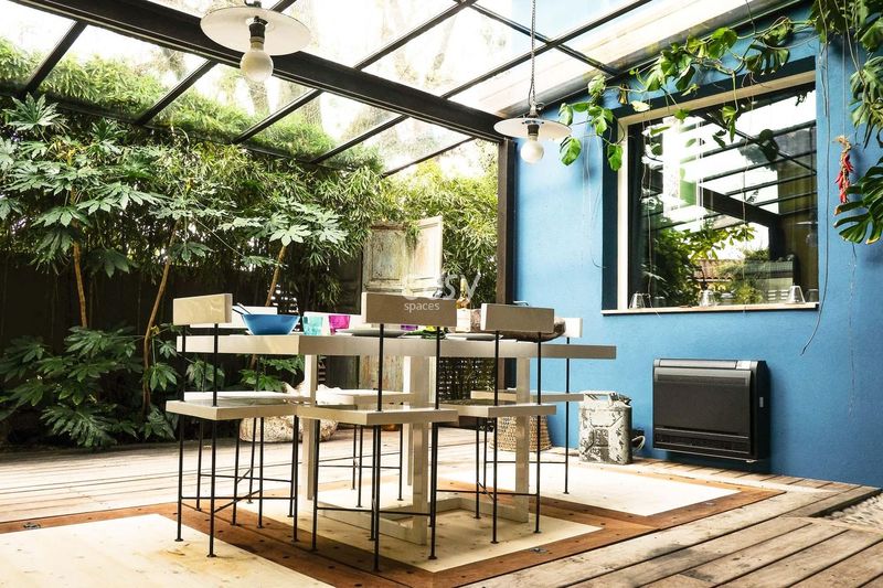 A unique and unusual location that is ideal for filming and shooting purposes