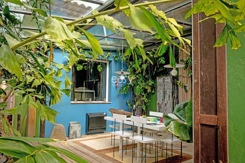 Rental of unique and unconventional space in the city of Toulon