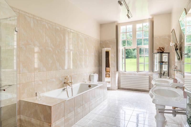 Beautiful Historical and Luxurious Residence Available for Rent for Shooting and Filming Near Paris