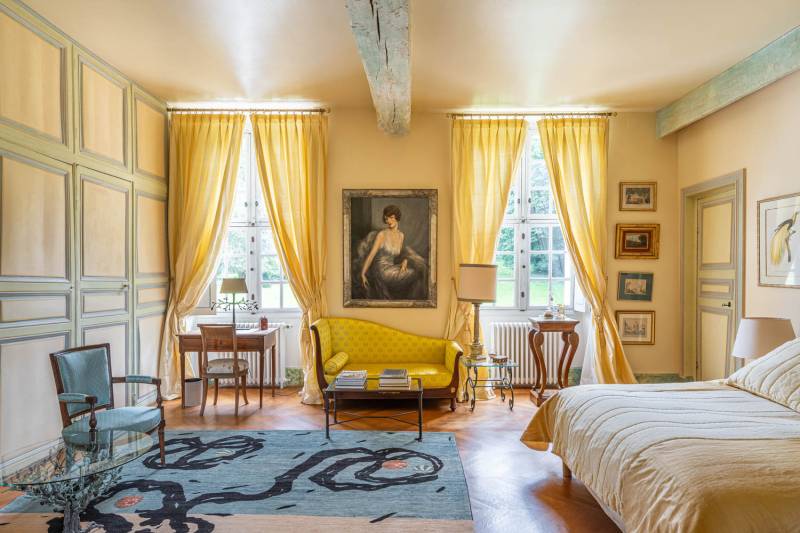 Beautiful Historical and Luxurious Residence Available for Rent for Shooting and Filming Near Paris