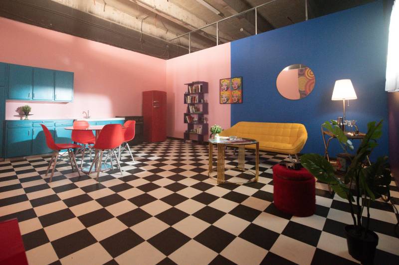 Location for Short Film Shooting in Paris, France, Suitable for Various Production Requirements