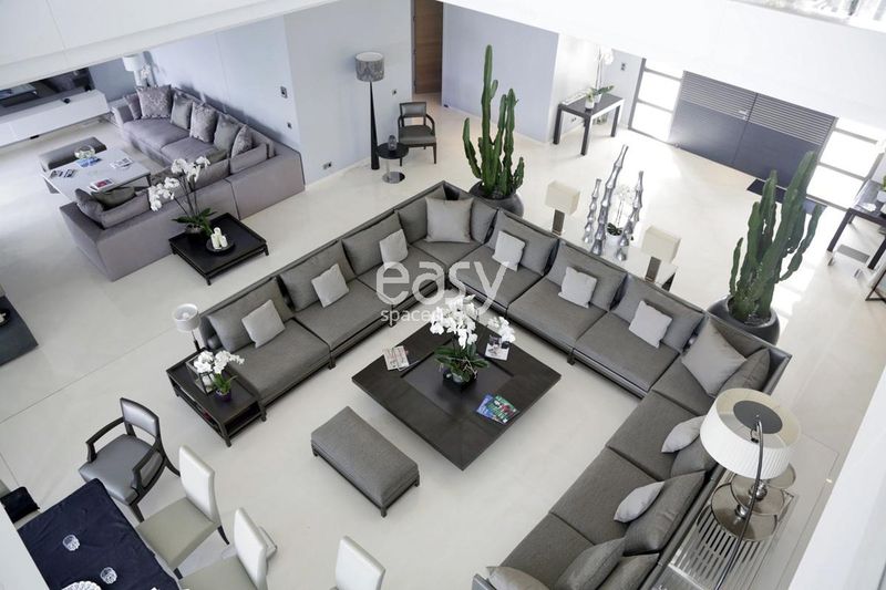 luxurious and exclusive event venue located in the prestigious area of Saint Tropez