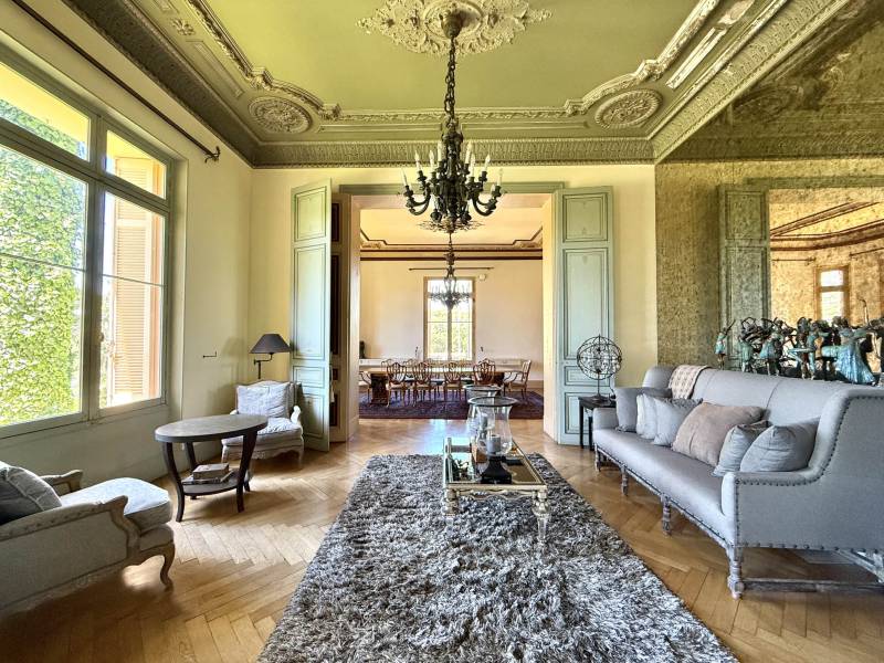 Beautiful Belle Époque Era Villa Perfectly Suited for Photoshoots in Cannes, FRANCE