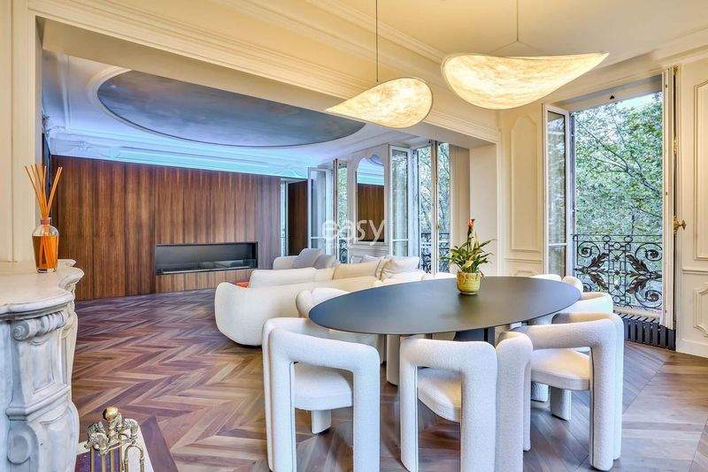 Haussmannian apartment located in the heart of Paris during a professional photoshoot session in France