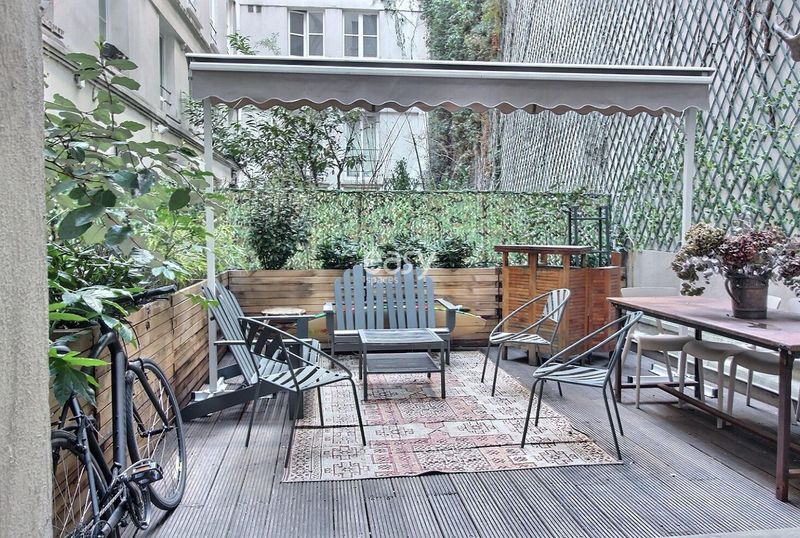 rent a venue with a terrace in Paris, FRANCE, offering beautiful outdoor space