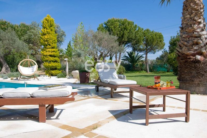 Oriental-style villa designed specifically for professional photo shoots and visual productions