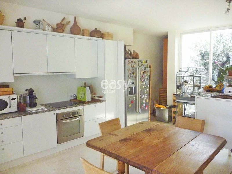 modern house designed specifically for photo shoots on the French Riviera coast