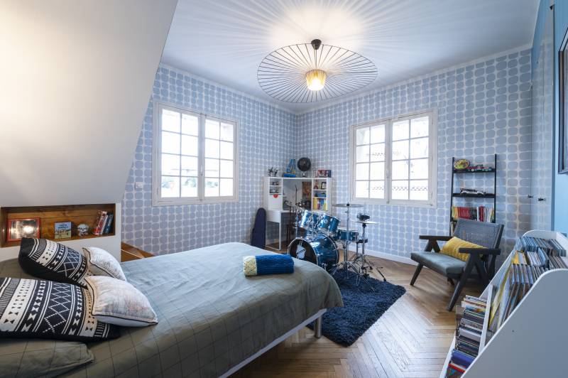 Teenage bedroom designed specifically for a professional photo shooting session in FRANCE