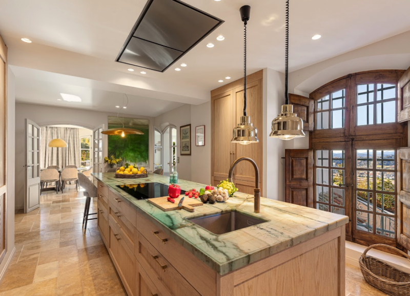 Rent an exceptional villa for a photoshoot on the French Riviera