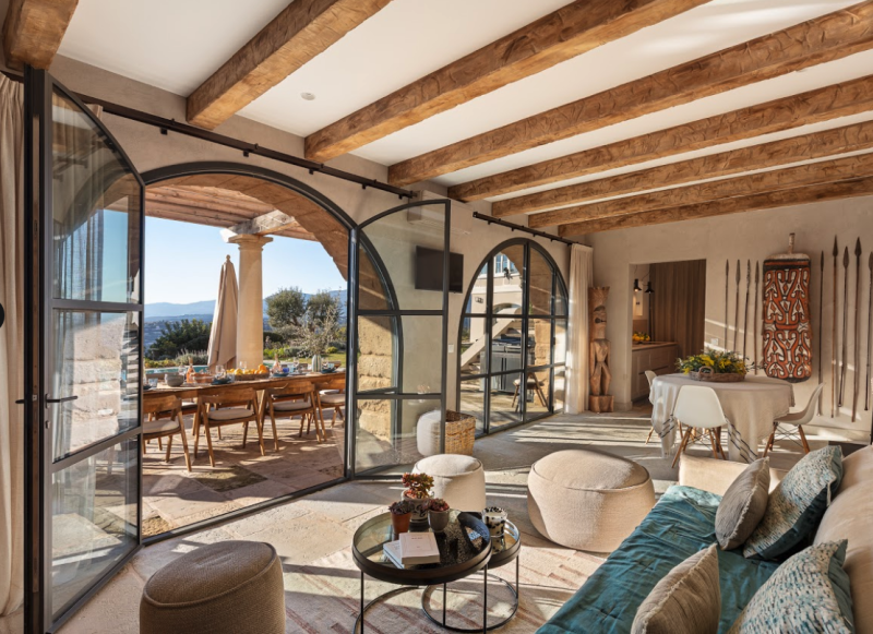 location for shooting with a sea view on the French Riviera