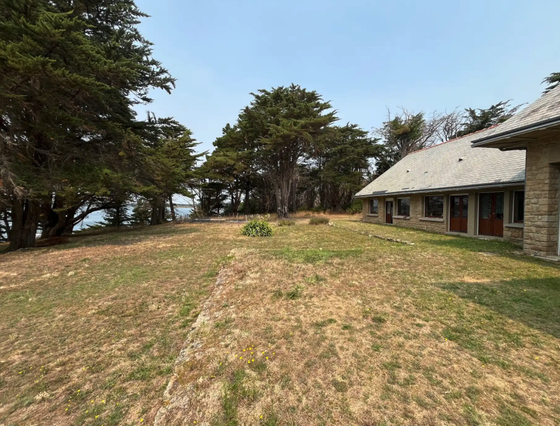 Rent a Private Deserted Island in France for Exclusive Event Hosting and Exceptional Experiences