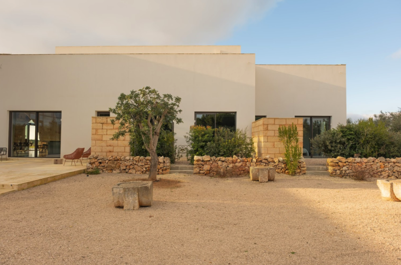 filming location: Puglia, Italy