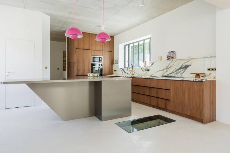 decor for filming locations and photo shoots specifically in Paris, FRANCE