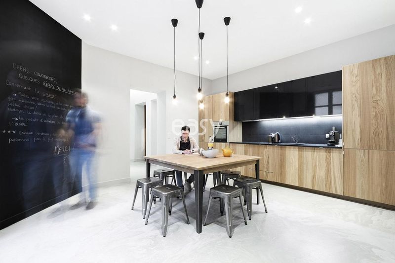 to offer an event decoration service specifically tailored for Nice and its surroundings