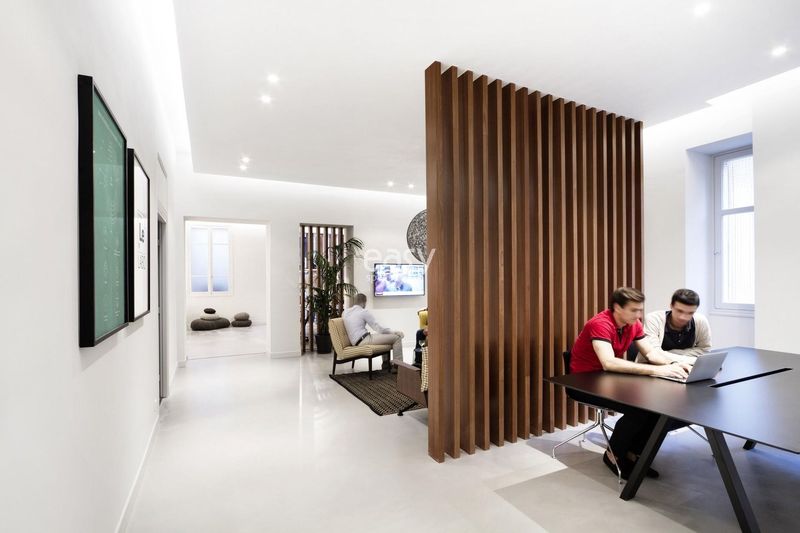 Where to find an agency specializing in event venue locations in the city of Nice