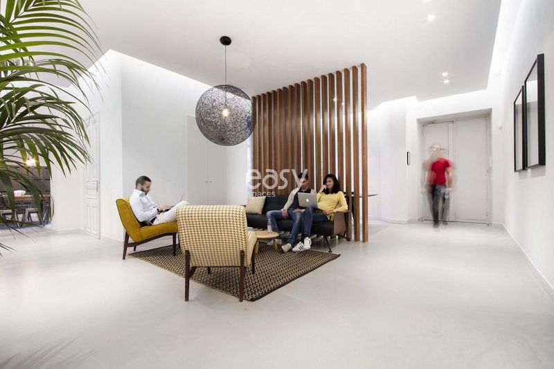 Where to locate a suitable event venue in the city of Nice and its surroundings?