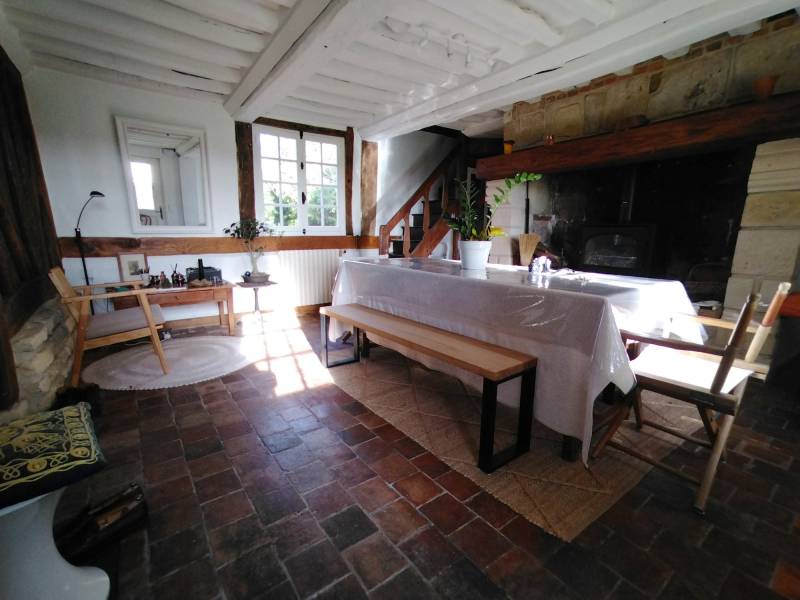 Raw set for rent for photo shoots in Normandy