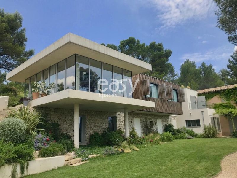 modern and exclusively private contemporary villa available for rent for filming purposes