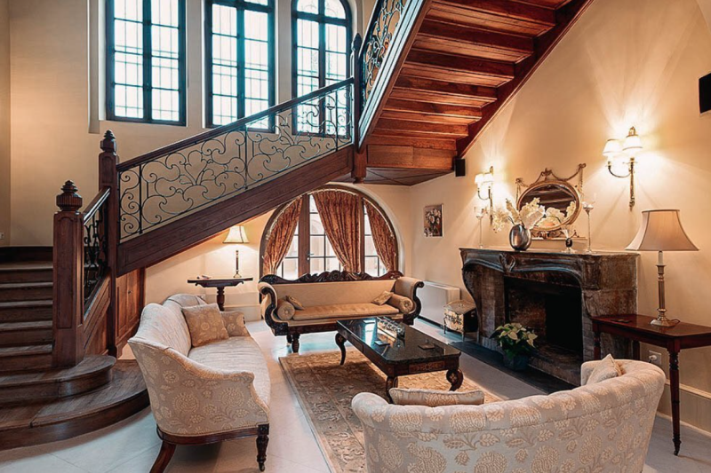 Exceptional and Prestigious Venue Rental Services for Cocktail Dinner Events in Cannes, France