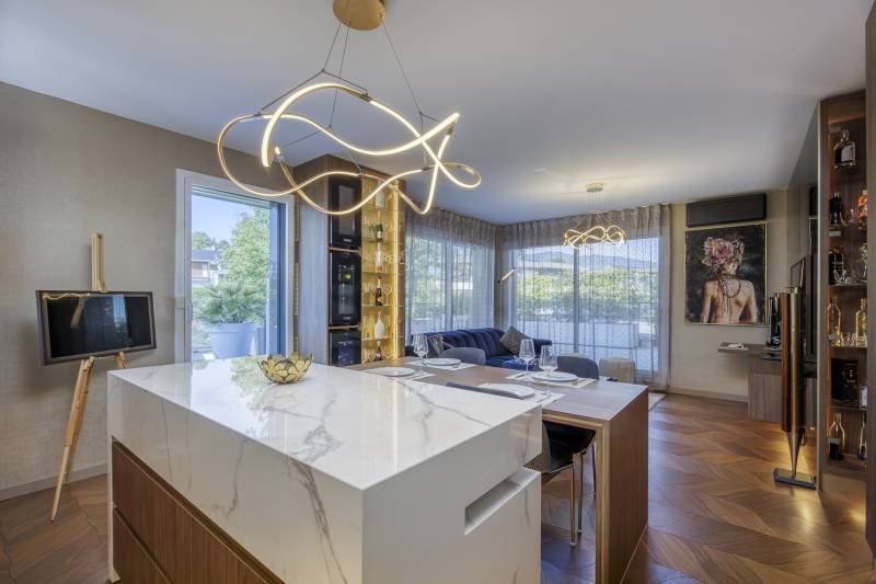 Rooftop rental for professional photo shooting sessions in Geneva, FRANCE