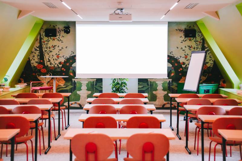 unusual and unique seminar venue located in the heart of Paris, FRANCE