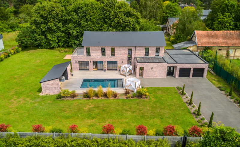 Modern house for rent for filming in Rouen