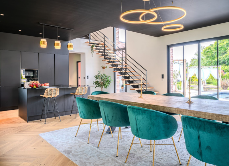 Renting a modern house for events in Rouen