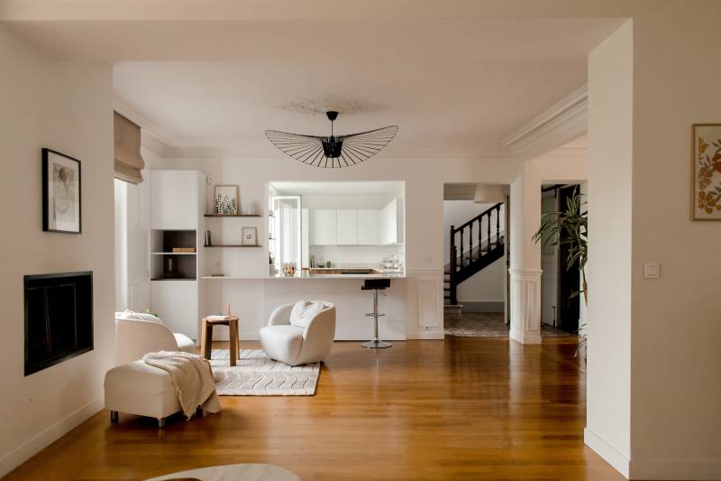 renting a house in the suburbs of Paris, France, specifically for a film shooting or production