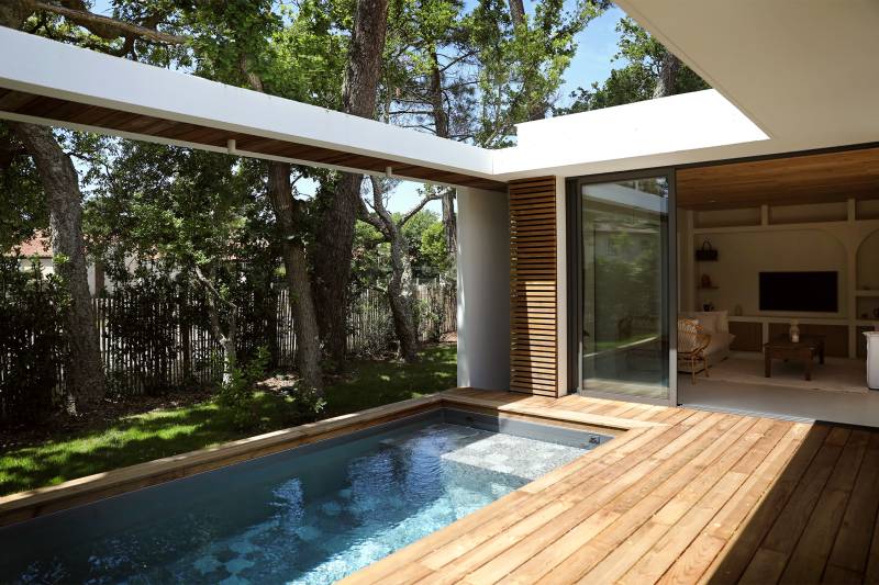 House available for rent for filming purposes in Cape Breton, France