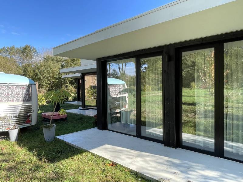 Modern villa available for rent for event hosting purposes in Paris, FRANCE