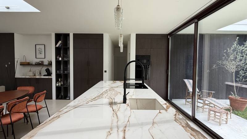 agency specialized in finding shooting locations throughout Paris, FRANCE