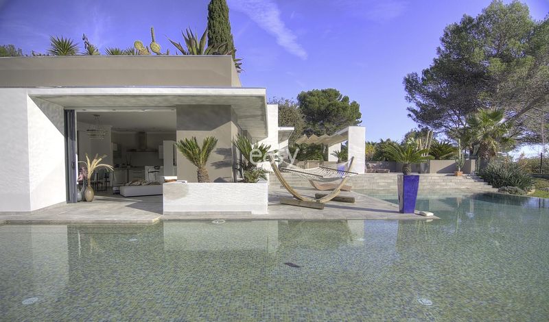 renting a prestigious and unique event venue in Cannes 06