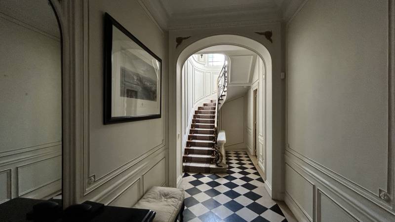 Unique and Unconventional Location Available for Film Shooting in Paris, FRANCE