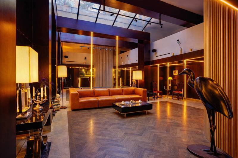 Vintage 70s Loft Hire for Filming in Paris - France