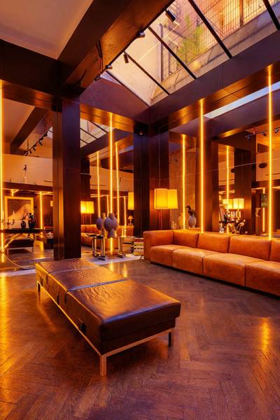 Vintage 70s Loft rental for Filming in Paris -France