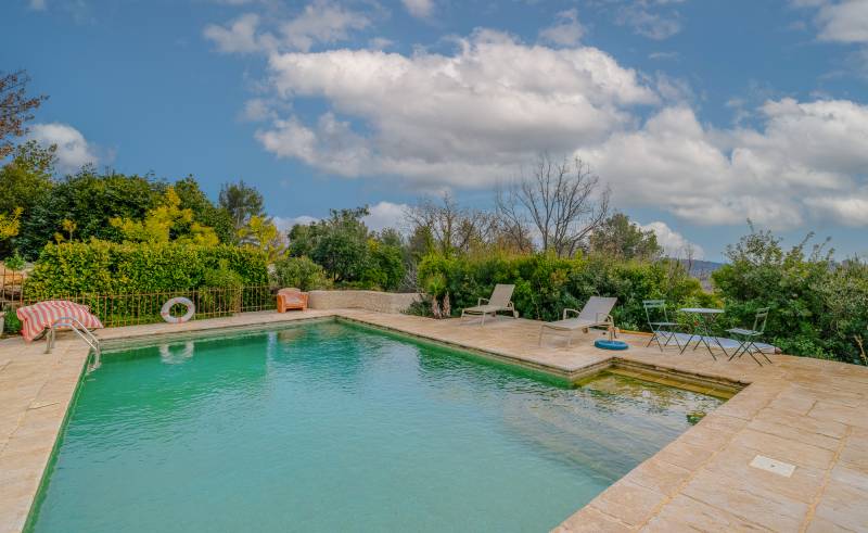 Stone house suitable for professional photography shooting in the region of Alpes-Maritimes, FRANCE