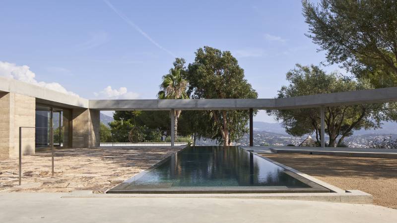 Raw location space available for photo shoots and filming sessions in Corsica, France