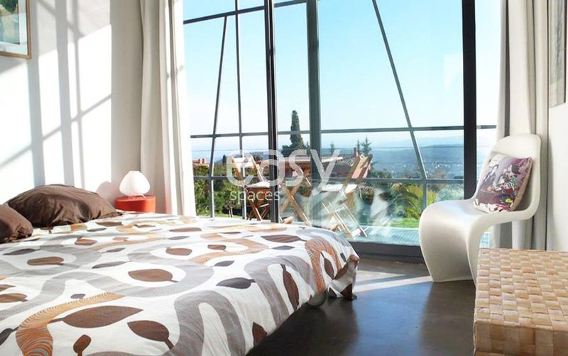 Finding Various Suitable Locations for Filming Cinematic Productions in Nice