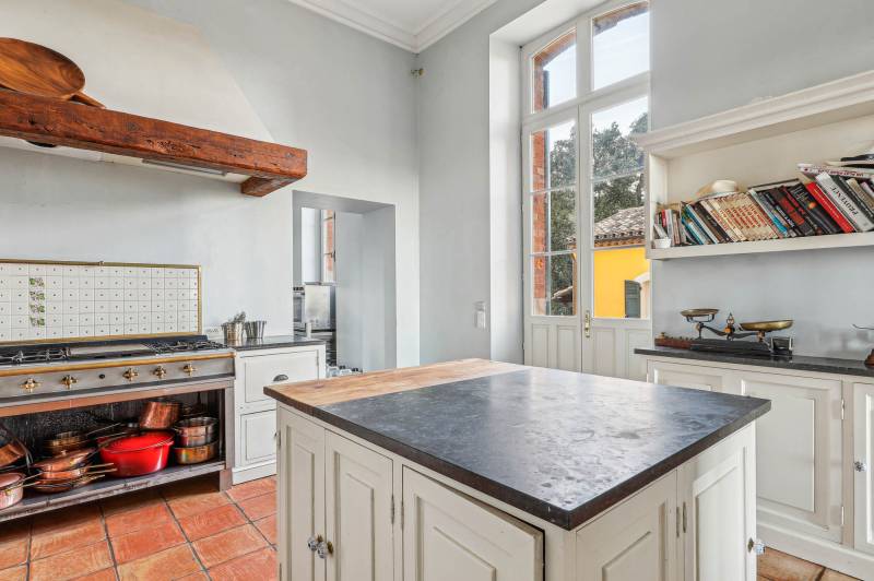 rent a beautiful Belle Époque villa for filming in the Var department of FRANCE