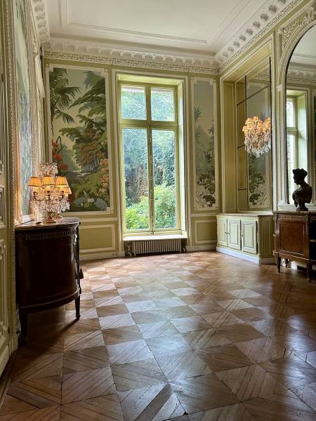 Private mansion for hosting event activities in Paris, France