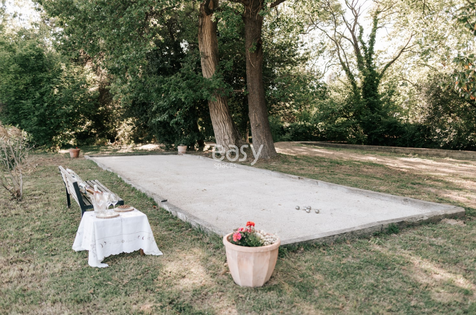 Agency Specializing in Location Scouting and Shooting Destinations Throughout Provence, FRANCE