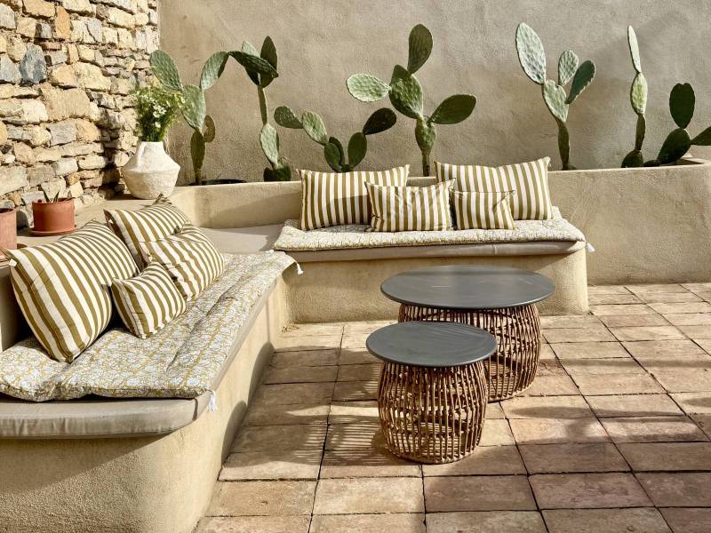 Provençal house for rent for photo shoots, finca-style shooting location