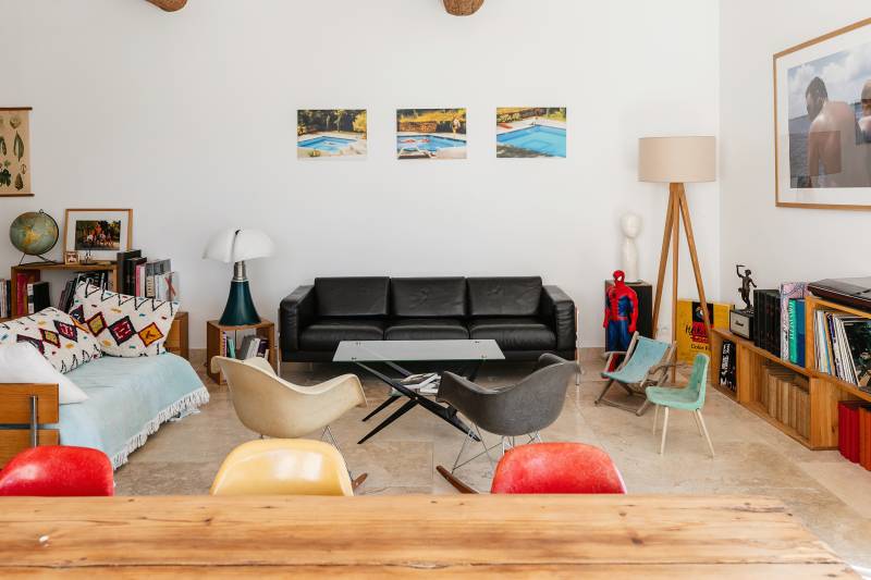 Rent a beautiful farmhouse for photo shoots, filming and events in Provence