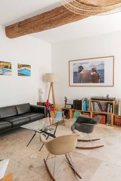 Rent a beautiful farmhouse for photo shoots, filming and events in Provence