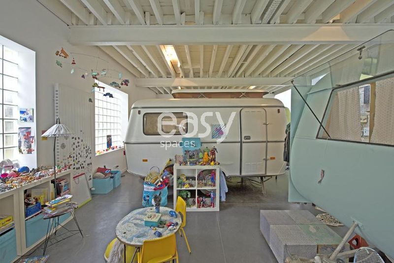 to suggest a highly unique and unconventional location that is perfect for cinema or photography