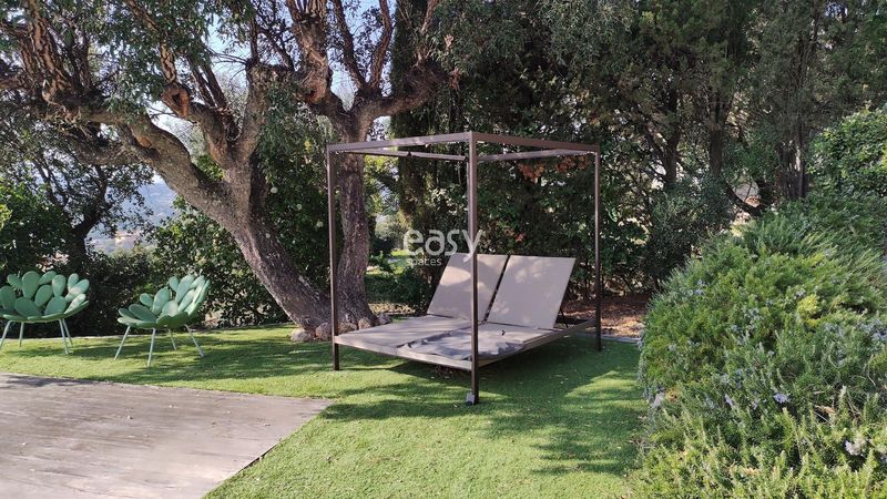 Luxury villa available for professional photoshoot sessions in Saint Tropez, France