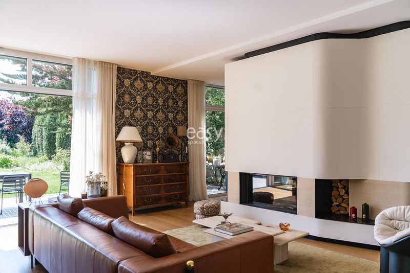 Offer Your House as an Ideal Location for a Film or Television Shooting in France