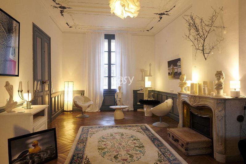 Unusual and Unique Filming Location in the City of Nantes, FRANCE