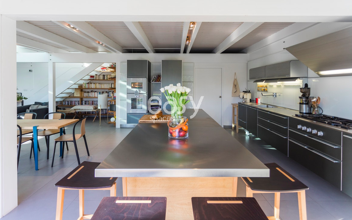 filming location city of Marseille in the south of France